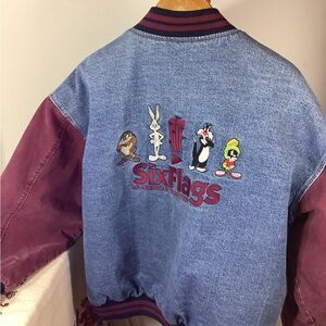 Y2K 90’s LOONEY TUNES VARSITY JACKET SIX FLAGS DENIM JACKET XL QUILTED LINING